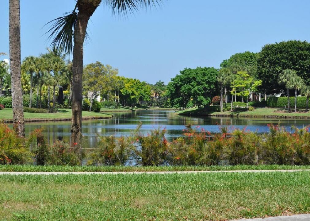 #1. Pelican Bay, Florida